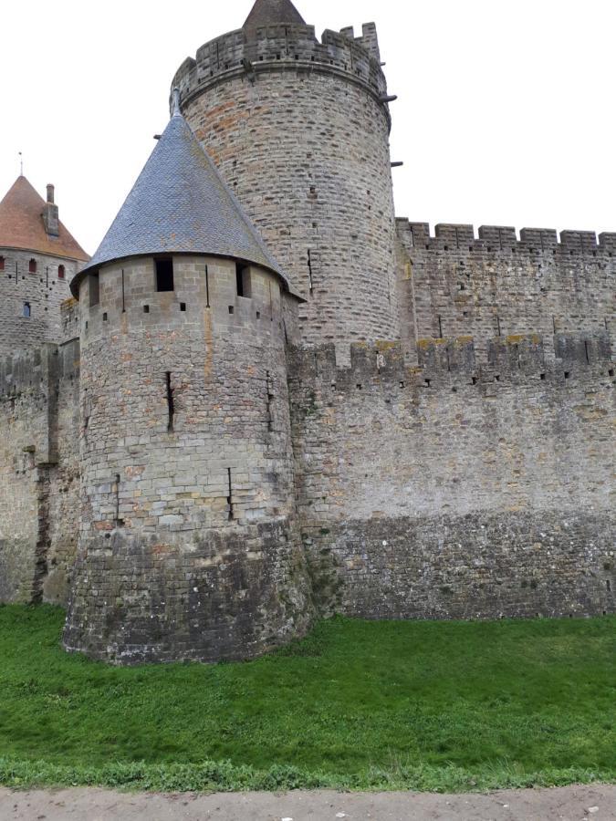 La Medeenne Alairac ภายนอก รูปภาพ